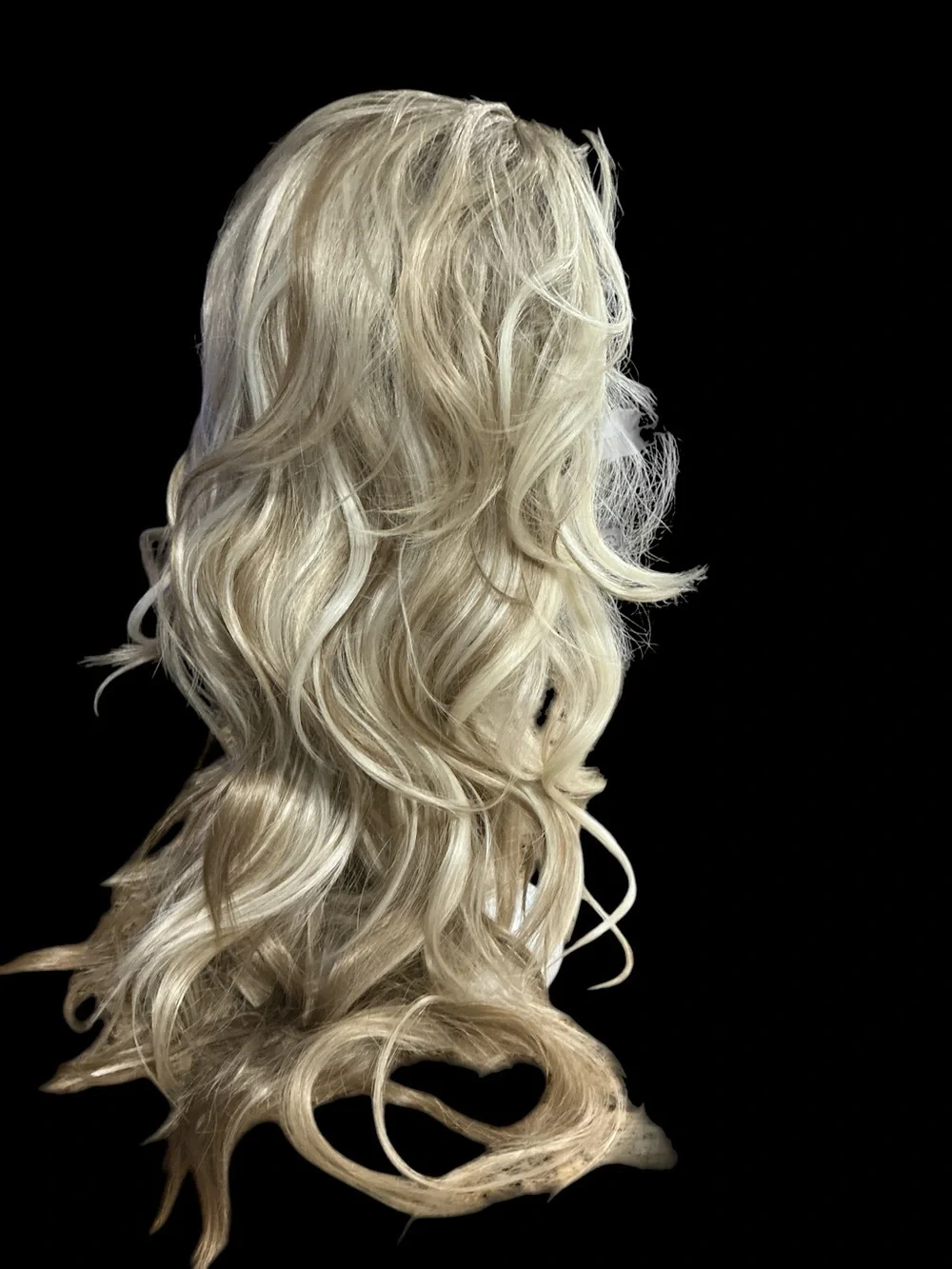 CSC Sharpay. Blonde Long Wavy Women's Wig - Natural Light Blonde